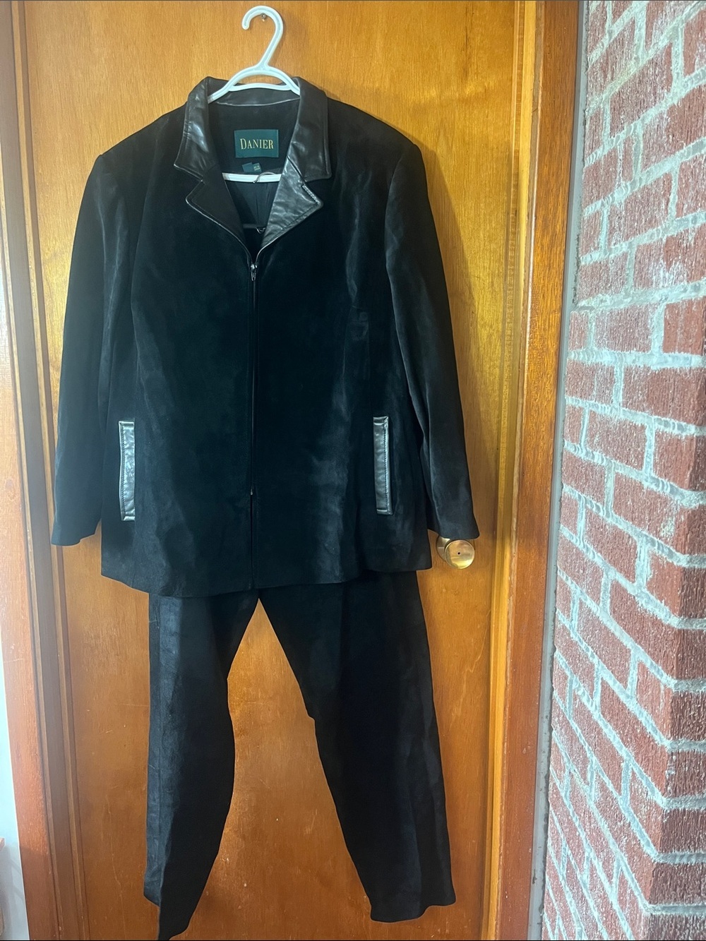 Woman’s Danier Black Suede Leather Jacket and Pants Duo SM/14